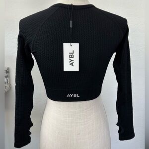AYBL Women's Workout Black Long Sleeve Crop Top